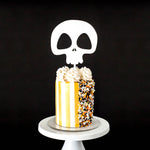 White Skull - Cake Topper on Cake by Brittanie Reed - Zoiandco