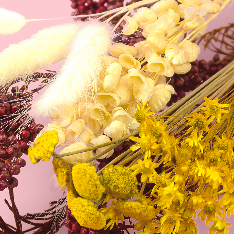 safron ride dried florals flower arrangement cake decorating close up zoiandco